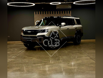 بي واي دي  ليوبارد 8  فلاك شب  2026  اوتوماتيك  0 كم  4 سلندر  دفع رباعي  اس يو في  ذهبي  تحت الضمان