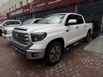 تويوتا  تندرا  اديشن 1794  2018  اوتوماتيك  265,000 كم  8 سلندر  دفع رباعي  بيكب  أبيض
