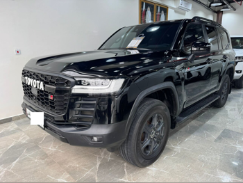Toyota  Land Cruiser  GR Sport Twin Turbo  2023  Automatic  64,000 Km  6 Cylinder  Four Wheel Drive (4WD)  SUV  Black  With Warranty