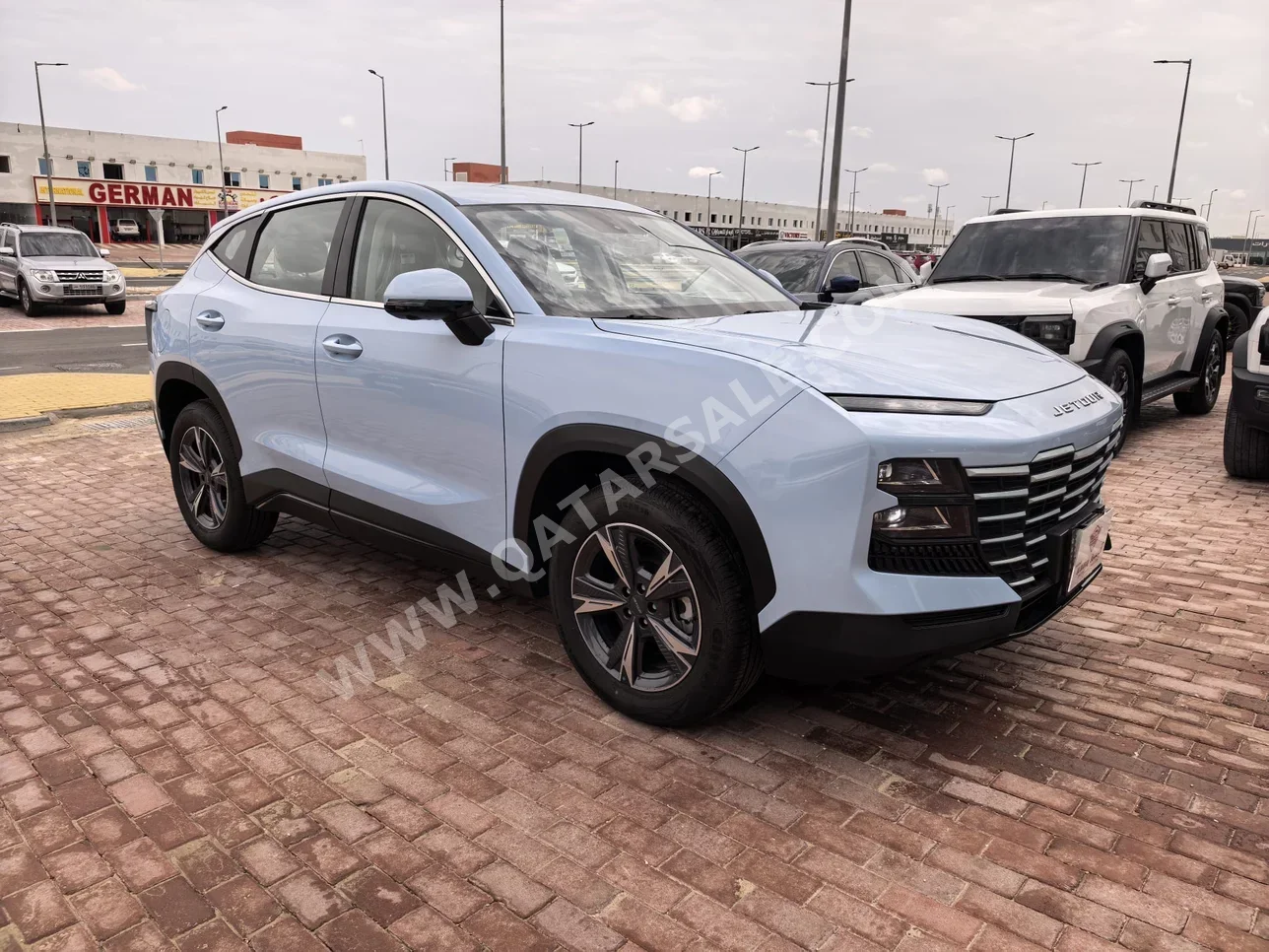 جيتور  داشينغ  2025  اوتوماتيك  0 كم  4 سلندر  دفع رباعي  اس يو في  سمائي فاتح  تحت الضمان