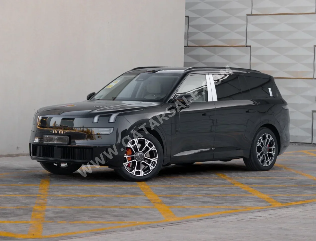 لينك اند كو  09  الترا  2025  اوتوماتيك  0 كم  4 سلندر  دفع كلي مستمر  اس يو في  أسود  تحت الضمان