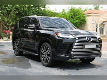 لكزس  ال اكس  600 لكجري  2024  اوتوماتيك  26,000 كم  6 سلندر  دفع رباعي  اس يو في  أسود  تحت الضمان