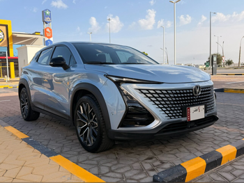 Changan  UNI-T  2023  Automatic  11,500 Km  4 Cylinder  Front Wheel Drive (FWD)  SUV  Blue  With Warranty
