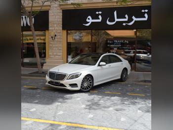 Mercedes-Benz  S-Class  400  2014  Automatic  155,900 Km  6 Cylinder  Rear Wheel Drive (RWD)  Sedan  White