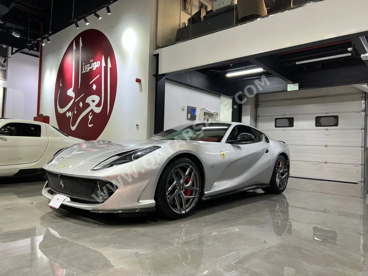 Ferrari  812  GTS  2018  Automatic  37,000 Km  12 Cylinder  Rear Wheel Drive (RWD)  Coupe / Sport  Silver