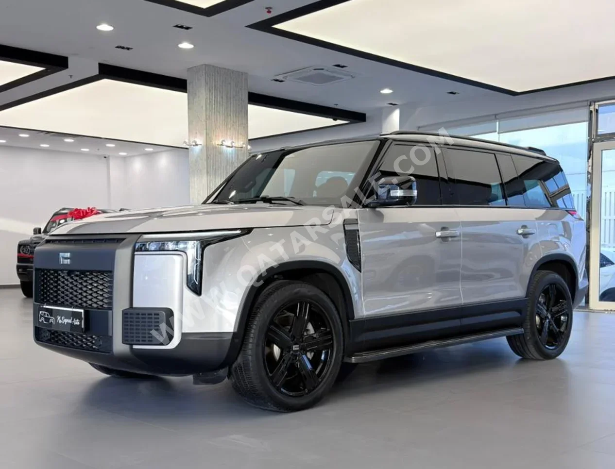 روكس موتور جيشي 01 2025 اوتوماتيك 25,000 كم 4 سلندر دفع رباعي اس يو في فضي تحت الضمان