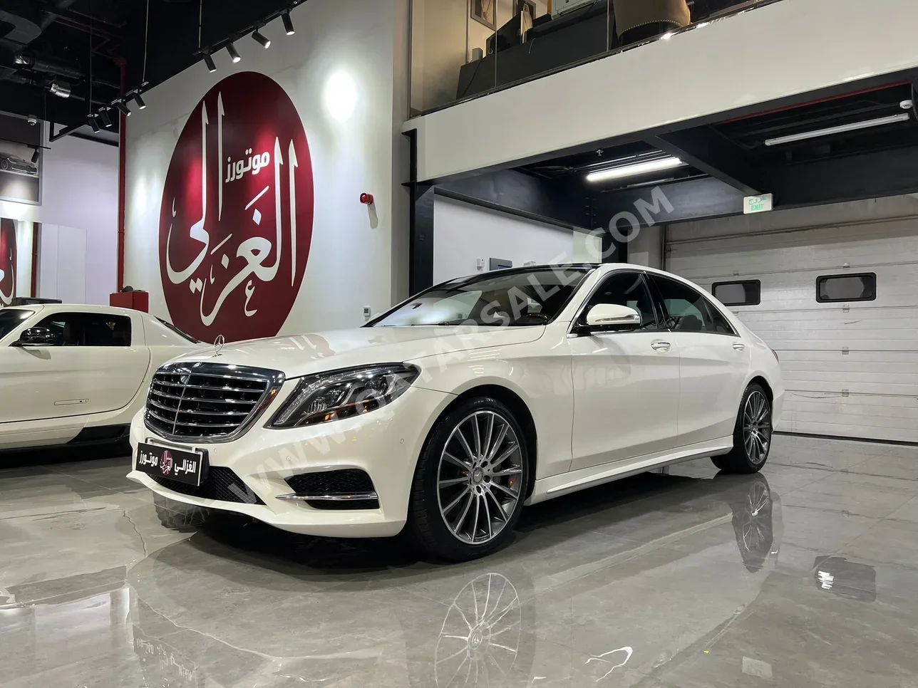 مرسيدس - بنز  اس - كلاس  400  2015  اوتوماتيك  89,000 كم  6 سلندر  دفع خلفي  سيدان  أبيض