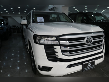 Toyota  Land Cruiser  GXR Twin Turbo  2026  Automatic  0 Km  6 Cylinder  Four Wheel Drive (4WD)  SUV  White  With Warranty