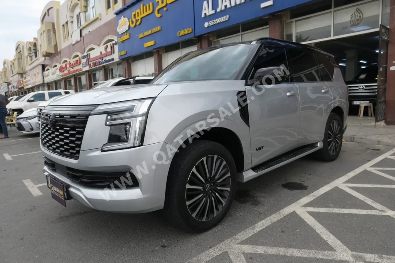 نيسان  باترول  بلاتينيوم تيربو  2025  اوتوماتيك  34,000 كم  6 سلندر  دفع رباعي  اس يو في  فضي  تحت الضمان