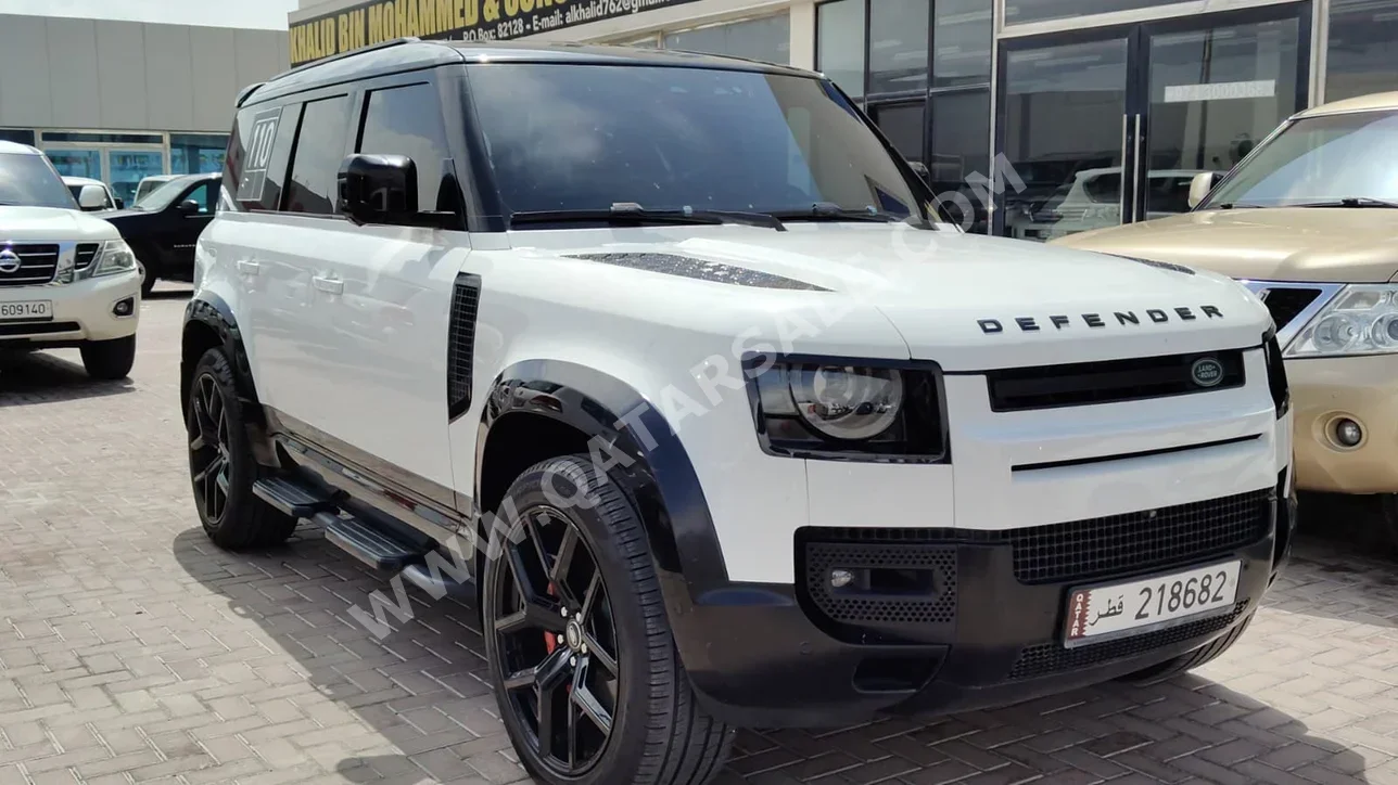 Land Rover Defender 110 2021 Automatic 166,000 Km 6 Cylinder Four Wheel Drive (4WD) SUV White