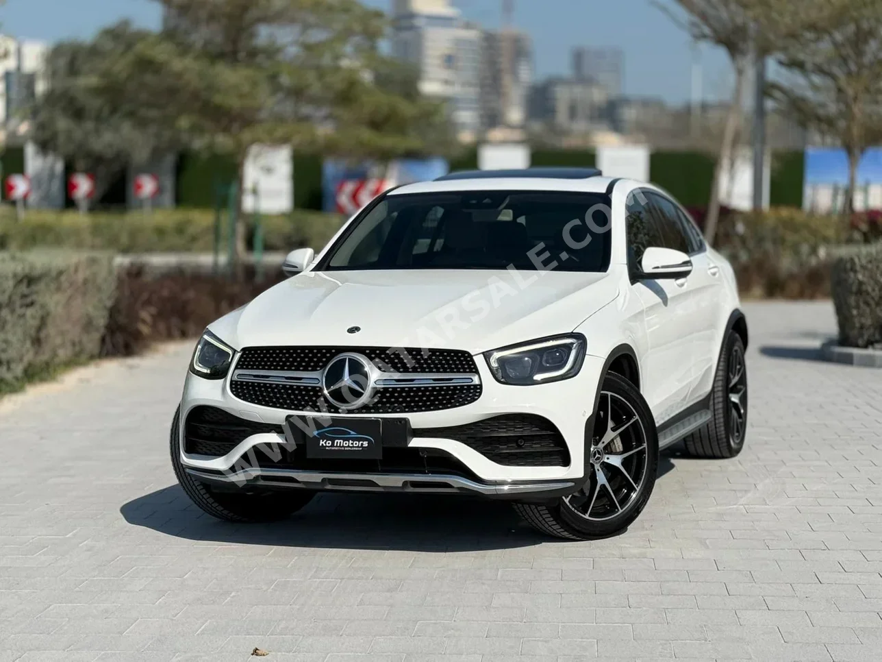 Mercedes-Benz  GLC  200 AMG  2020  Automatic  99,000 Km  4 Cylinder  Four Wheel Drive (4WD)  SUV  White