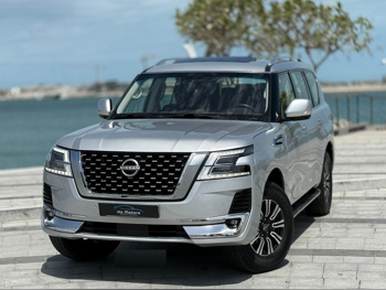 Nissan  Patrol  SE  2023  Automatic  20,000 Km  8 Cylinder  Four Wheel Drive (4WD)  SUV  Silver  With Warranty