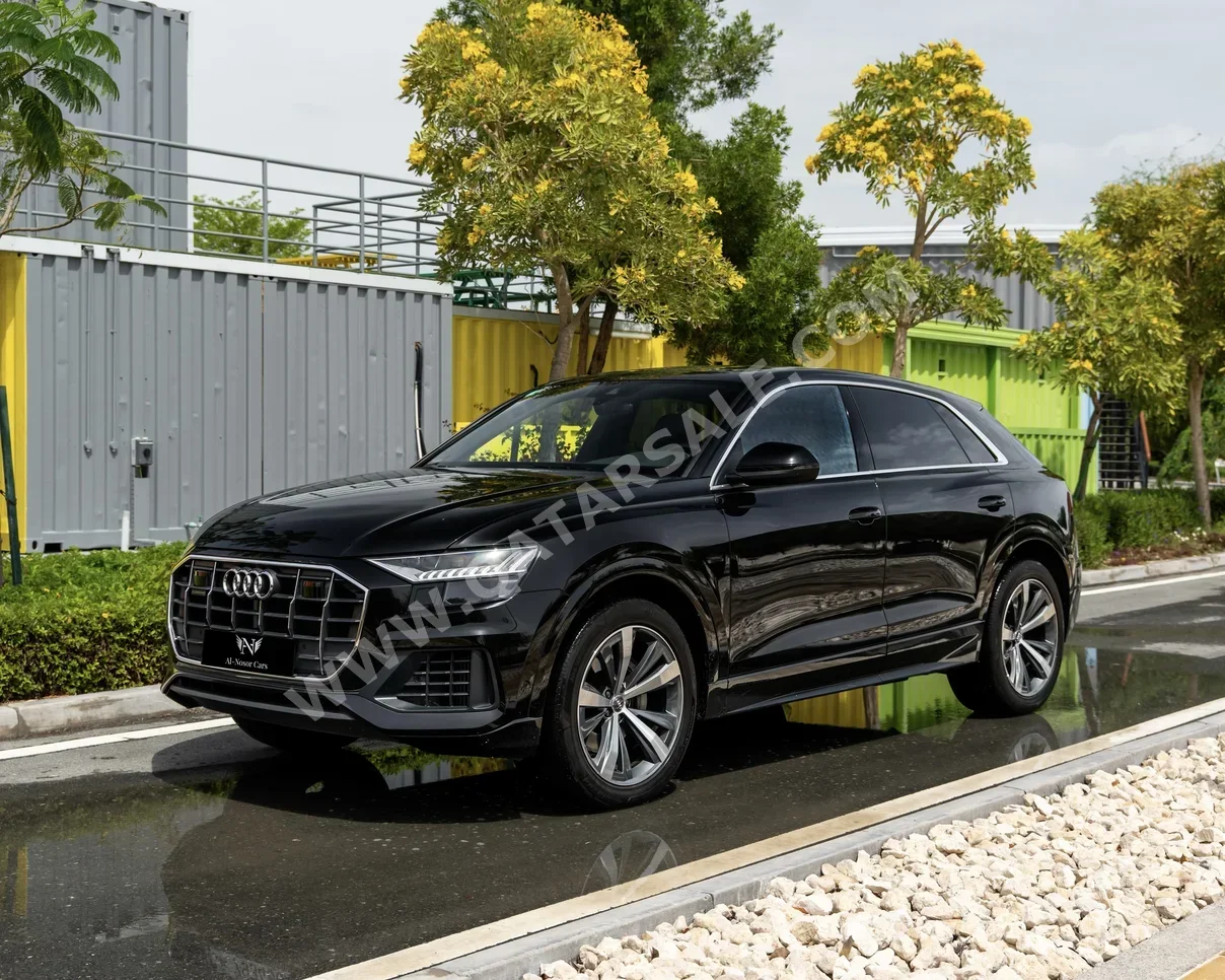 Audi  Q8  55 TFSI Quattro  2023  Automatic  26,000 Km  6 Cylinder  Four Wheel Drive (4WD)  SUV  Black  With Warranty