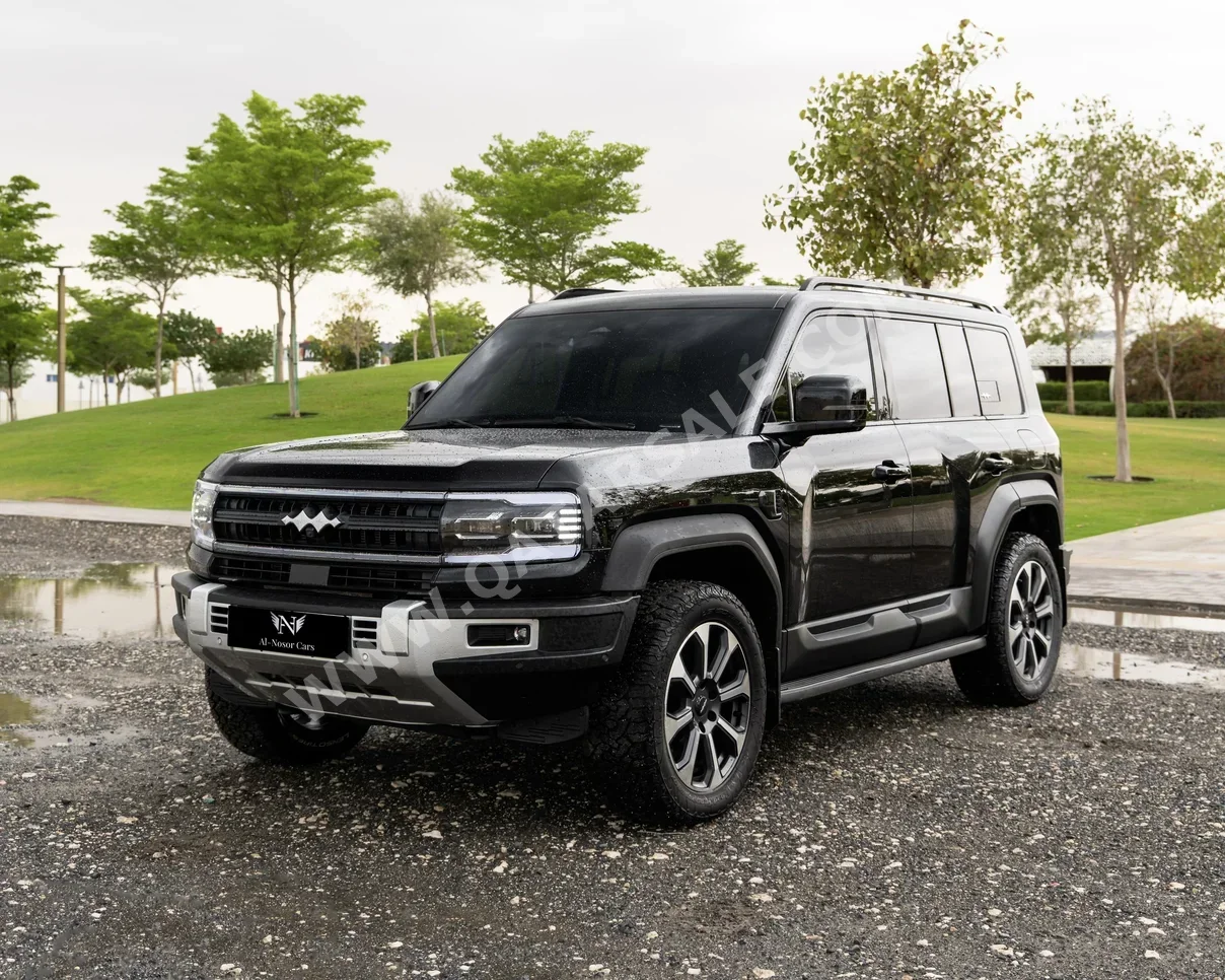 بي واي دي ليوبيرد 5 2024 اوتوماتيك 32,000 كم 4 سلندر دفع رباعي اس يو في أسود