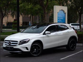 Mercedes-Benz  GLA  250  2017  Automatic  69,000 Km  4 Cylinder  All Wheel Drive (AWD)  Hatchback  White  With Warranty