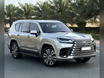 لكزس  ال اكس  600 لكجري  2023  اوتوماتيك  37,000 كم  6 سلندر  دفع رباعي  اس يو في  سونيك تايتينيم  تحت الضمان