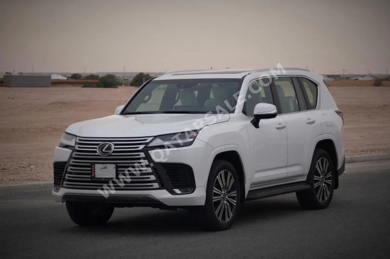 لكزس  ال اكس  600 لكجري  2024  اوتوماتيك  24,000 كم  6 سلندر  دفع رباعي  اس يو في  أبيض  تحت الضمان