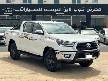 Toyota  Hilux  2026  Automatic  0 Km  4 Cylinder  Four Wheel Drive (4WD)  Pick Up  White  With Warranty