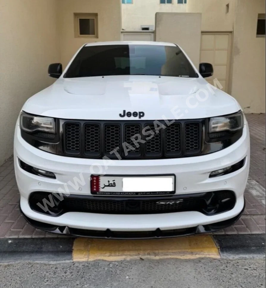 Jeep  Grand Cherokee  SRT  2015  Automatic  161,000 Km  8 Cylinder  Four Wheel Drive (4WD)  SUV  Pearl