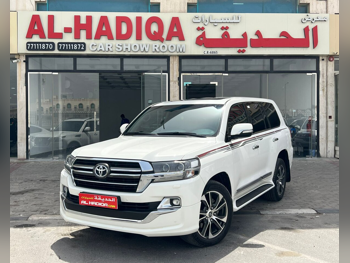 تويوتا  لاند كروزر  جي اكس ار - غراند تورينغ  2020  اوتوماتيك  34,000 كم  8 سلندر  دفع رباعي  اس يو في  أبيض