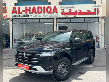 تويوتا  لاند كروزر  جي اكس  2026  اوتوماتيك  7,000 كم  6 سلندر  دفع رباعي  اس يو في  أسود  تحت الضمان