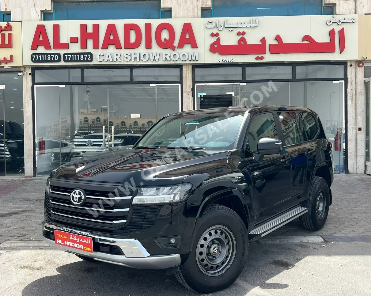 تويوتا  لاند كروزر  جي اكس  2026  اوتوماتيك  7,000 كم  6 سلندر  دفع رباعي  اس يو في  أسود  تحت الضمان