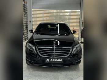 Mercedes-Benz  S-Class  400 AMG  2015  Automatic  95,000 Km  6 Cylinder  Rear Wheel Drive (RWD)  Sedan  Black
