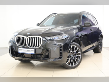 بي ام دبليو  الفئة - اكس  اكس 5 40 اي  2024  اوتوماتيك  44,000 كم  6 سلندر  دفع كلي مستمر  اس يو في  أسود  تحت الضمان