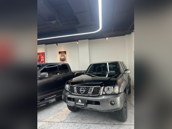 Nissan  Patrol  Super Safari  2024  Automatic  37,000 Km  6 Cylinder  Four Wheel Drive (4WD)  SUV  Black  With Warranty