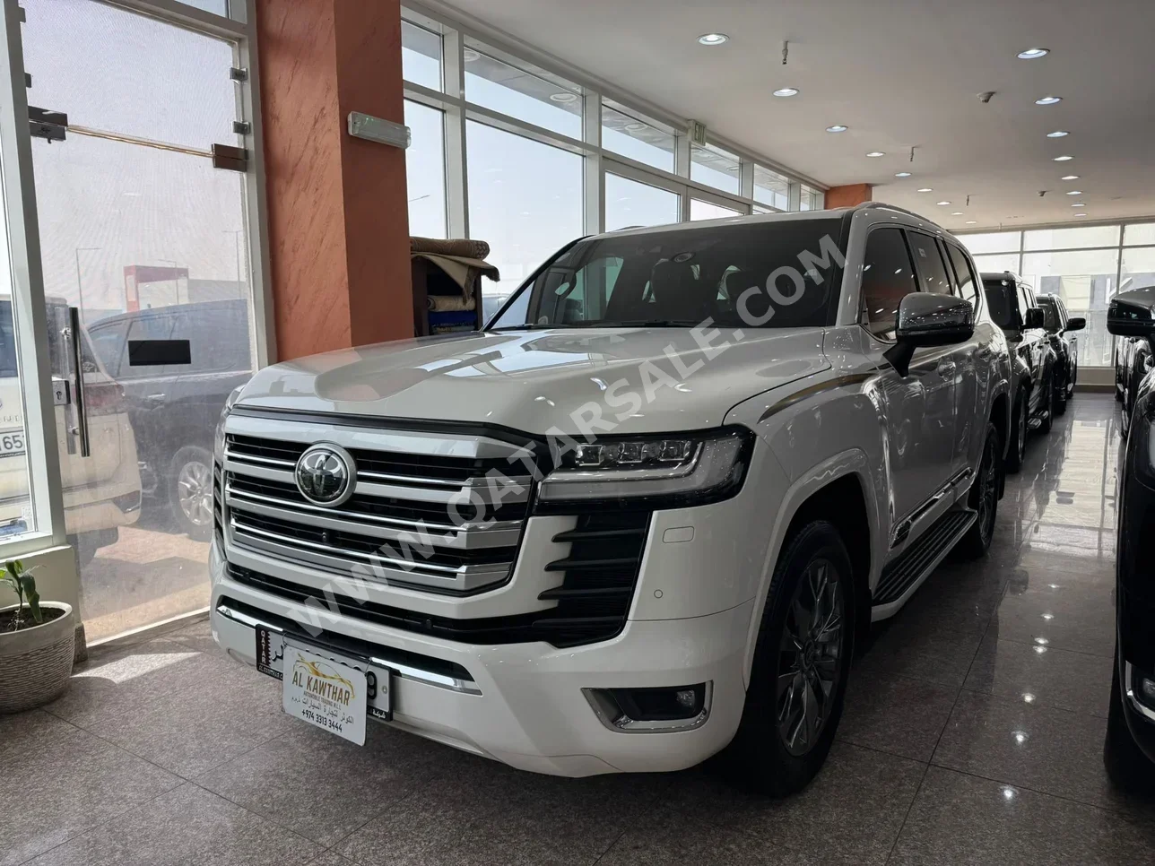 تويوتا لاند كروزر في اكس ار توين توربو 2023 اوتوماتيك 29,000 كم 6 سلندر دفع رباعي اس يو في أبيض تحت الضمان