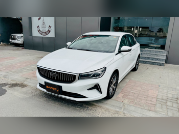 جيلي  ايمجراند  2024  اوتوماتيك  33,000 كم  4 سلندر  سحب امامي  سيدان  أبيض  تحت الضمان