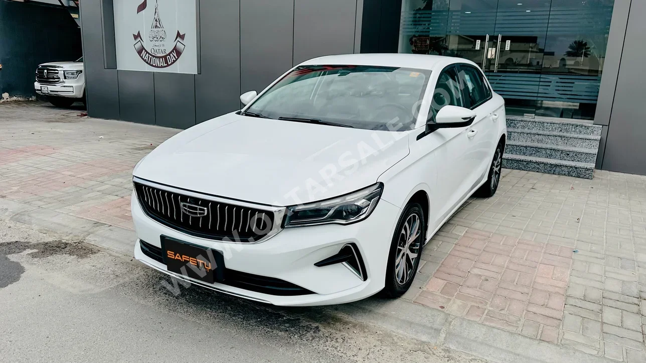 Geely  Emgrand  2024  Automatic  33,000 Km  4 Cylinder  Front Wheel Drive (FWD)  Sedan  White  With Warranty