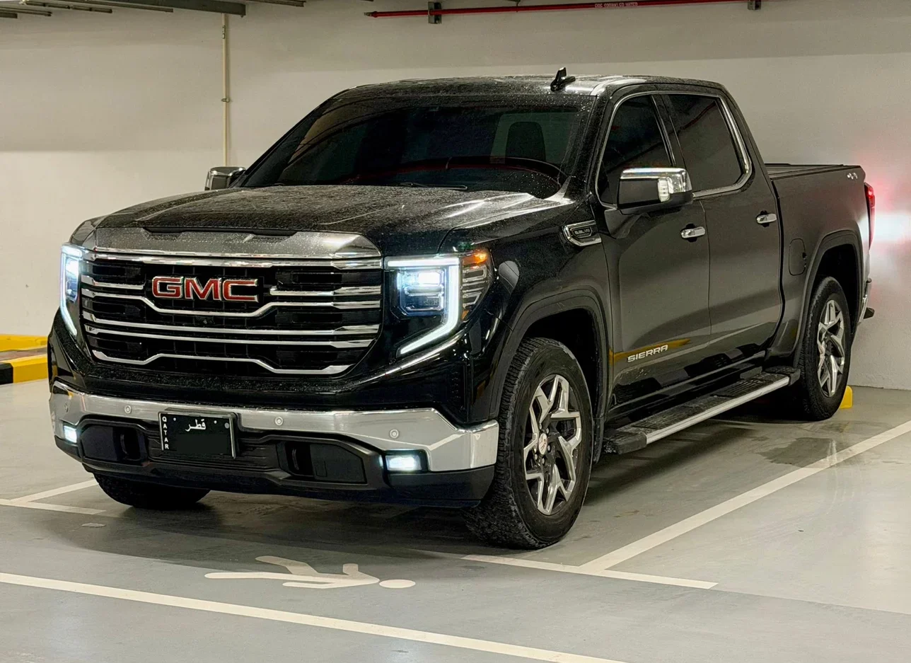جي ام سي سييرا اس ال تي 2023 اوتوماتيك 104,000 كم 8 سلندر دفع رباعي بيكب أسود