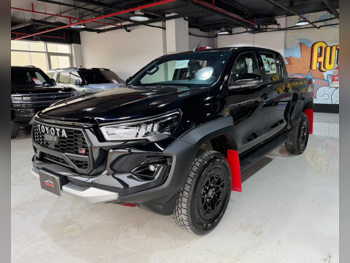 تويوتا  هاي لوكس  جي ار سبورت  2026  اوتوماتيك  0 كم  6 سلندر  دفع رباعي  بيكب  أسود  تحت الضمان