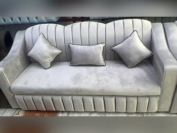 الأرائك والكنب والكراسي لايف ستايل طقم كنب - قماش - اللون الرمادي