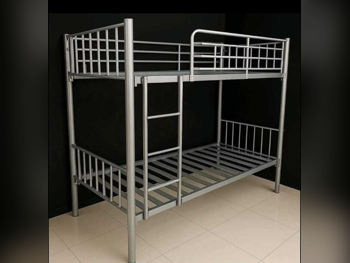 الأسّرة - مزدوج - اللون الرمادي - متضمنة المرتبة