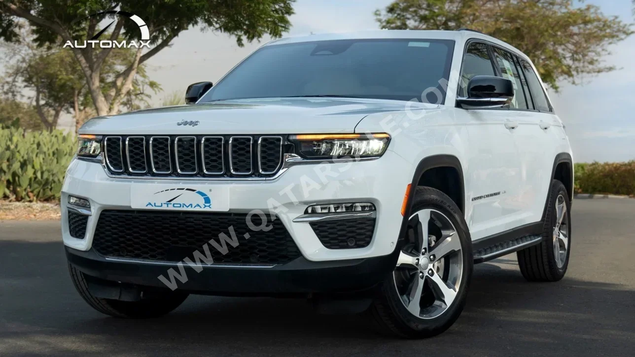 Jeep  Grand Cherokee  Limited  2025  Automatic  0 Km  6 Cylinder  Four Wheel Drive (4WD)  SUV  White  With Warranty