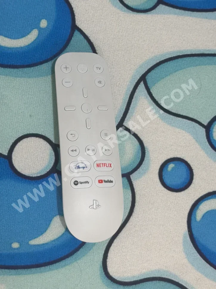 ملحقات اجهزة العاب الفيديو - سوني  - بلاي ستيشن 5  - أبيض