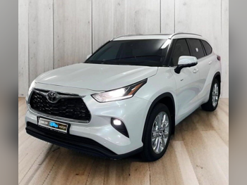 تويوتا  هاي لاندر  ليميتد  2025  اوتوماتيك  5,000 كم  4 سلندر  دفع رباعي  اس يو في  أبيض لؤلؤي  تحت الضمان