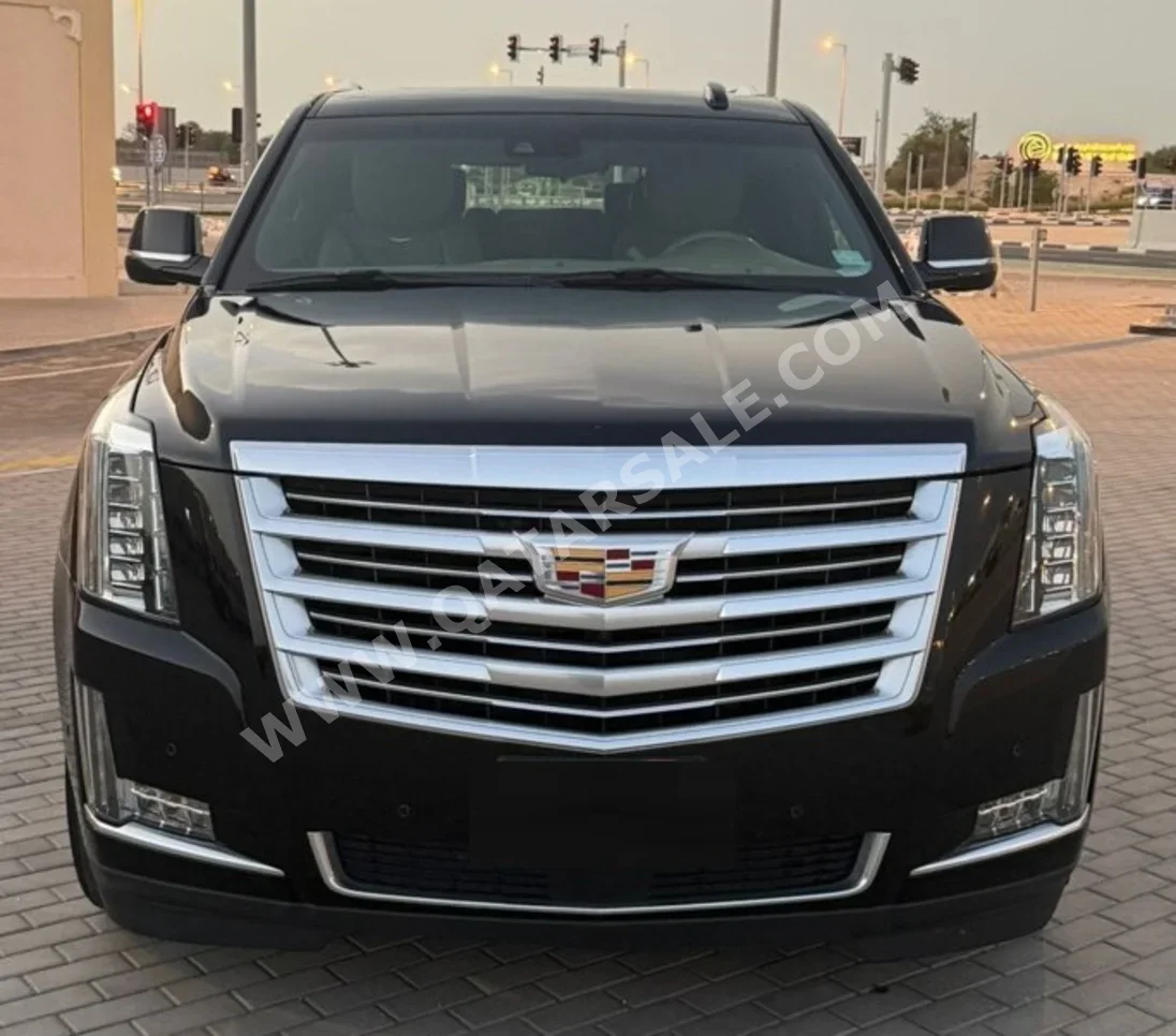 Cadillac  Escalade  Premium  2019  Automatic  195,000 Km  8 Cylinder  Four Wheel Drive (4WD)  SUV  Black