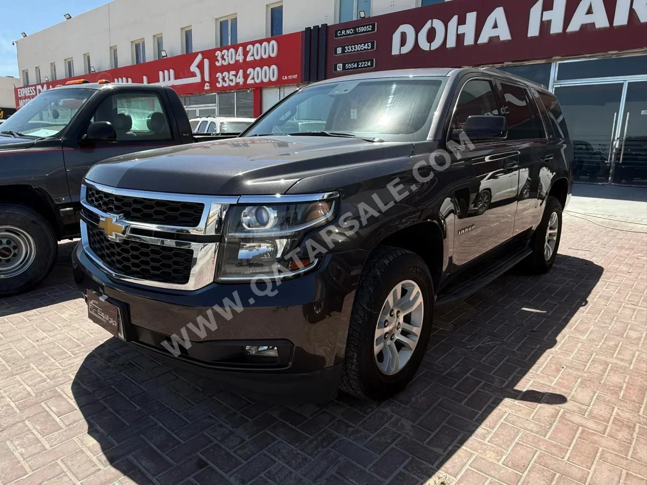 شفروليه  تاهو  إل إس  2015  اوتوماتيك  194,000 كم  8 سلندر  دفع خلفي  اس يو في  رمادي