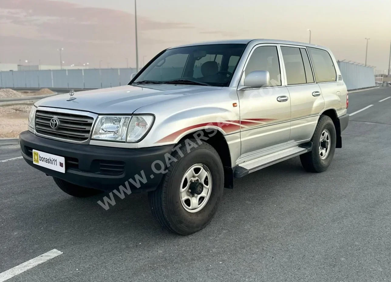 Toyota  Land Cruiser  GX  2006  Automatic  420,906 Km  6 Cylinder  Four Wheel Drive (4WD)  SUV  Silver