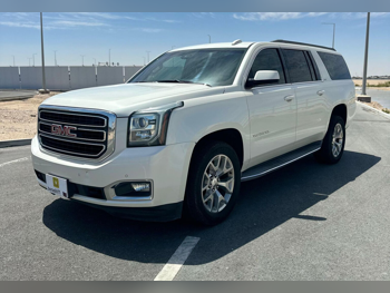 جي ام سي  يوكون  اس ال تي  2015  اوتوماتيك  246,096 كم  8 سلندر  دفع رباعي  اس يو في  أبيض