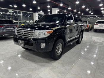تويوتا  لاند كروزر  في اكس ار  2013  اوتوماتيك  422,000 كم  8 سلندر  دفع رباعي  اس يو في  أسود