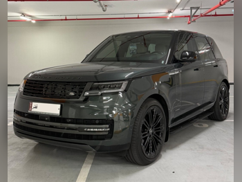 لاند روفر  رنج روفر  فوج اتش اس اي  2025  اوتوماتيك  15,000 كم  6 سلندر  دفع رباعي  اس يو في  أخضر  تحت الضمان