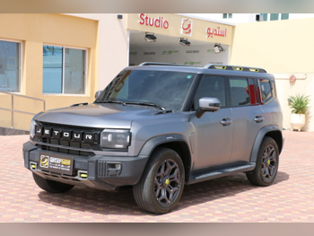 جيتور  تي 2  2025  اوتوماتيك  37,000 كم  4 سلندر  دفع رباعي  اس يو في  رمادي  تحت الضمان