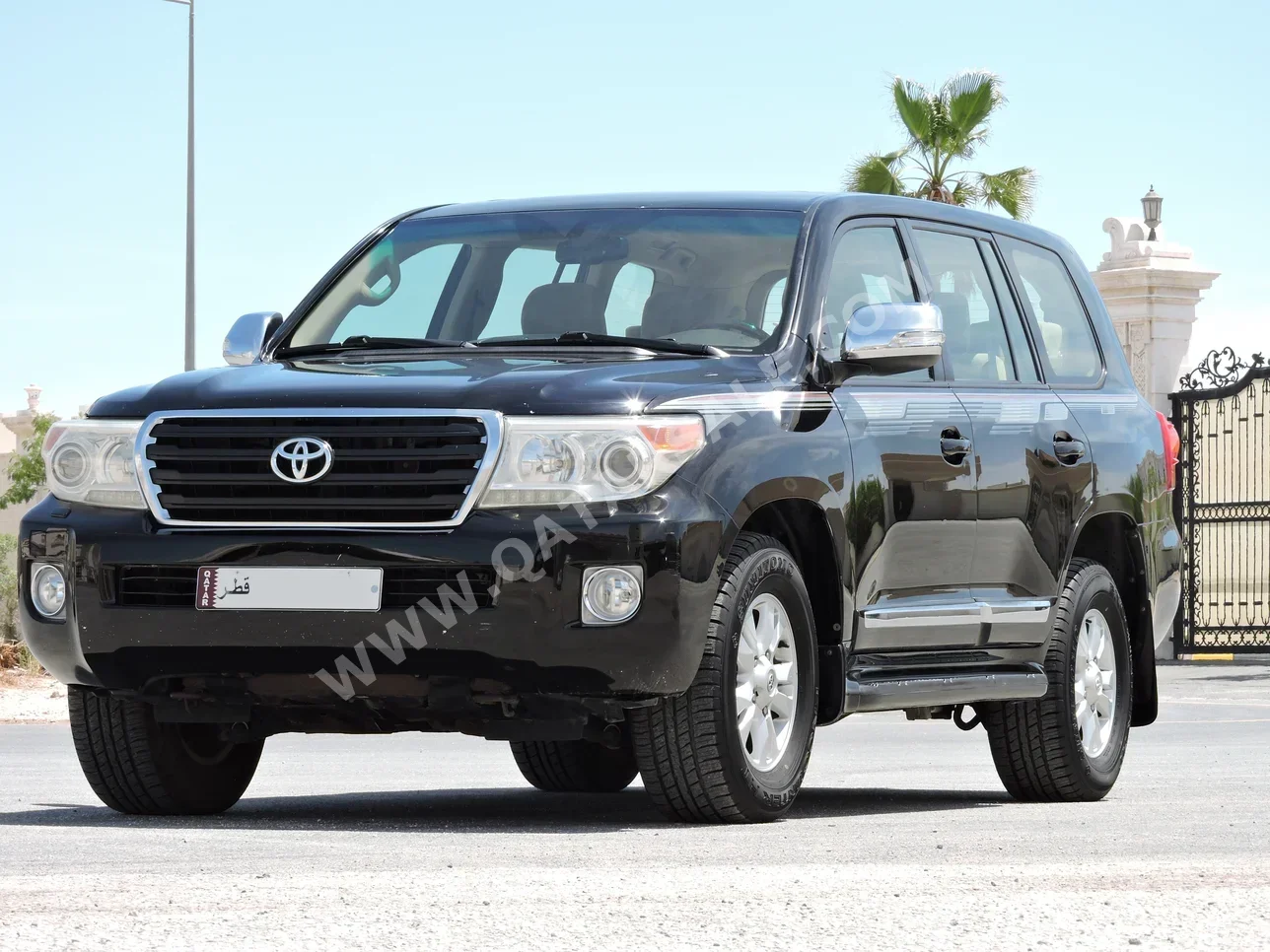 Toyota  Land Cruiser  GX  2013  Automatic  355,000 Km  6 Cylinder  Four Wheel Drive (4WD)  SUV  Black