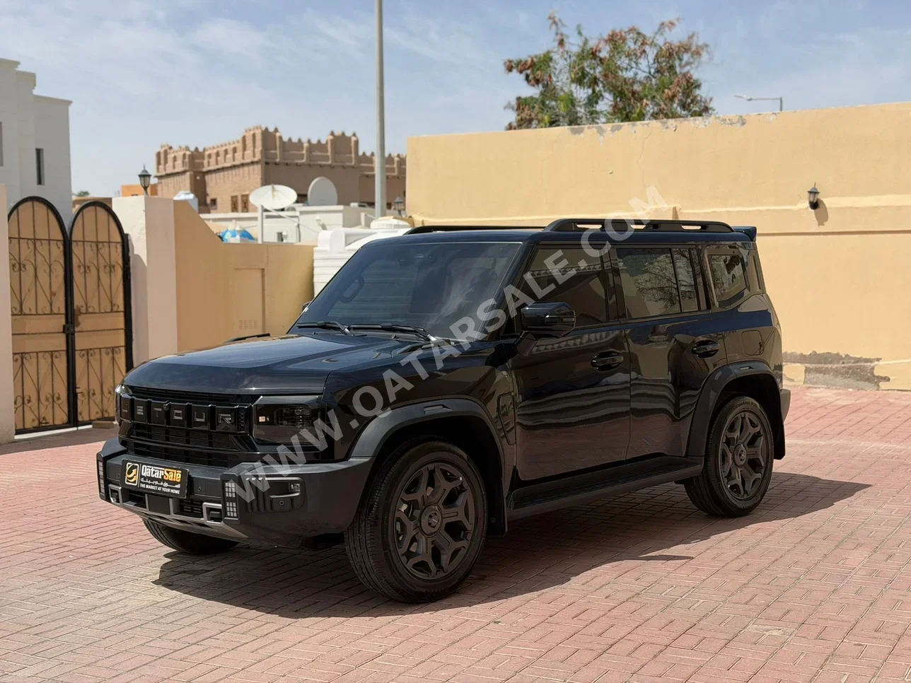 Jetour  T2  Luxury Plus  2026  Automatic  14,000 Km  4 Cylinder  Four Wheel Drive (4WD)  SUV  Black  With Warranty