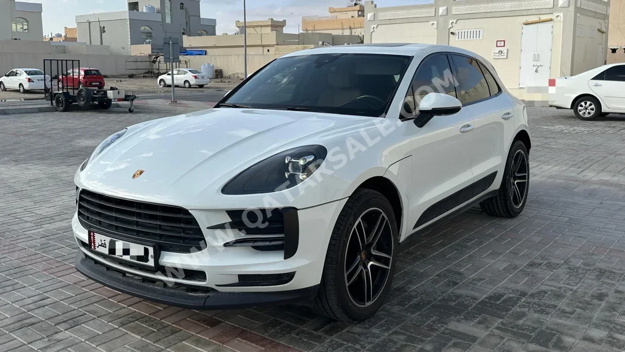 بورش ماكان 2019 اوتوماتيك 140,000 كم 4 سلندر دفع رباعي اس يو في أبيض