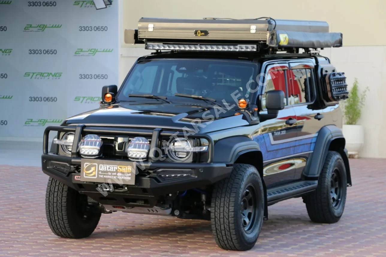 GWM  Tank  300  2025  Automatic  26,000 Km  4 Cylinder  Four Wheel Drive (4WD)  SUV  Black  With Warranty